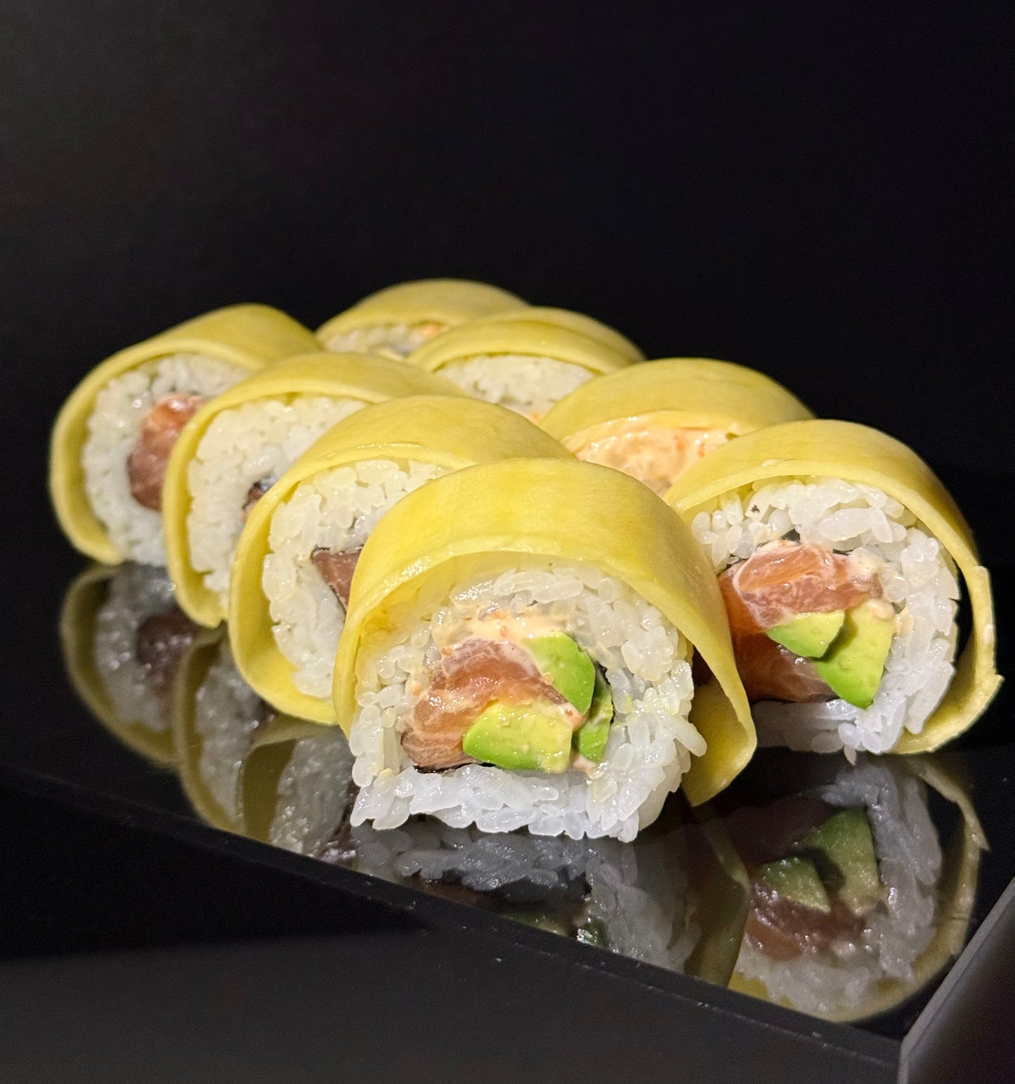 Crazy mango roll