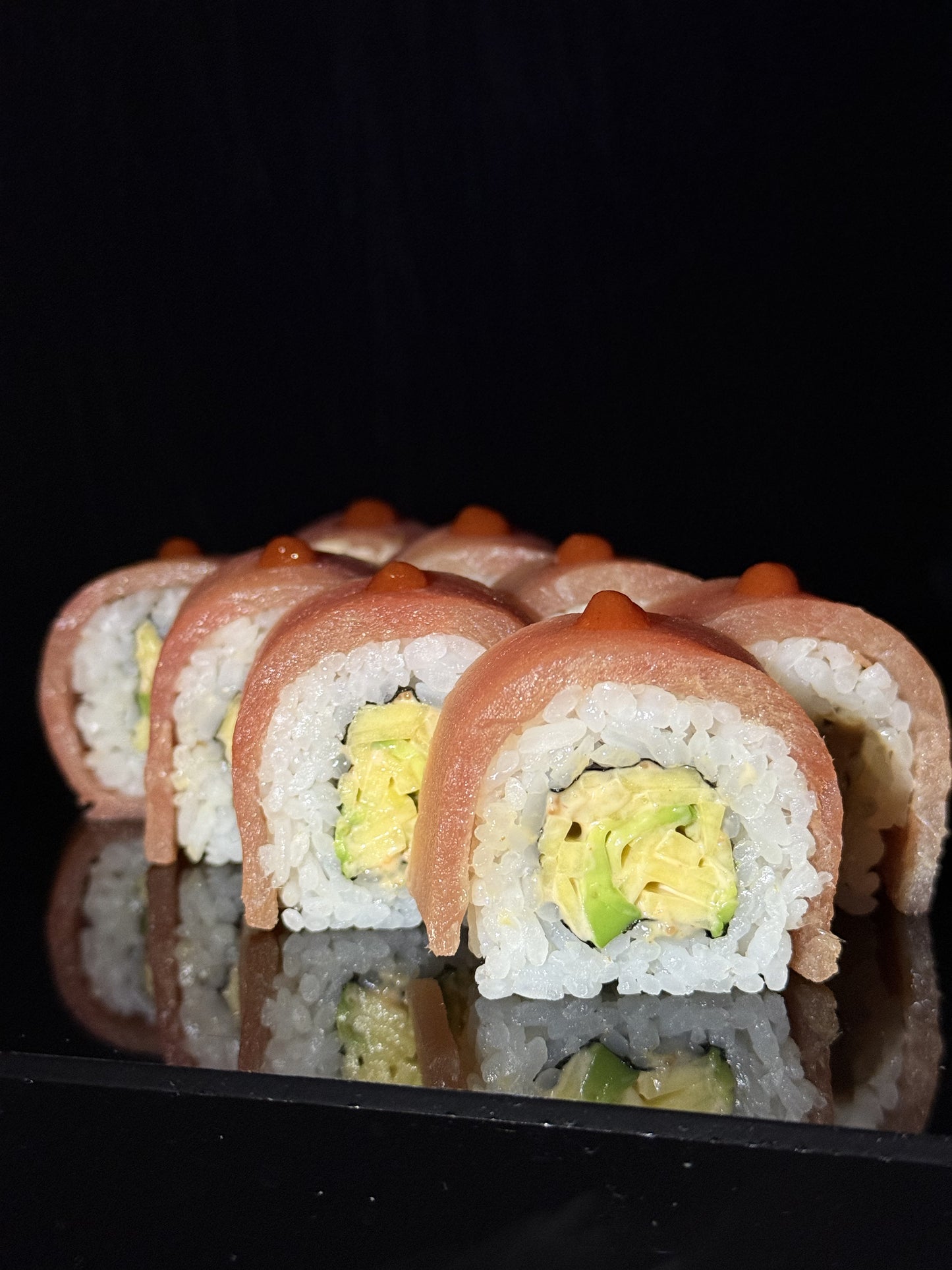 MANGO TUNA ROLL